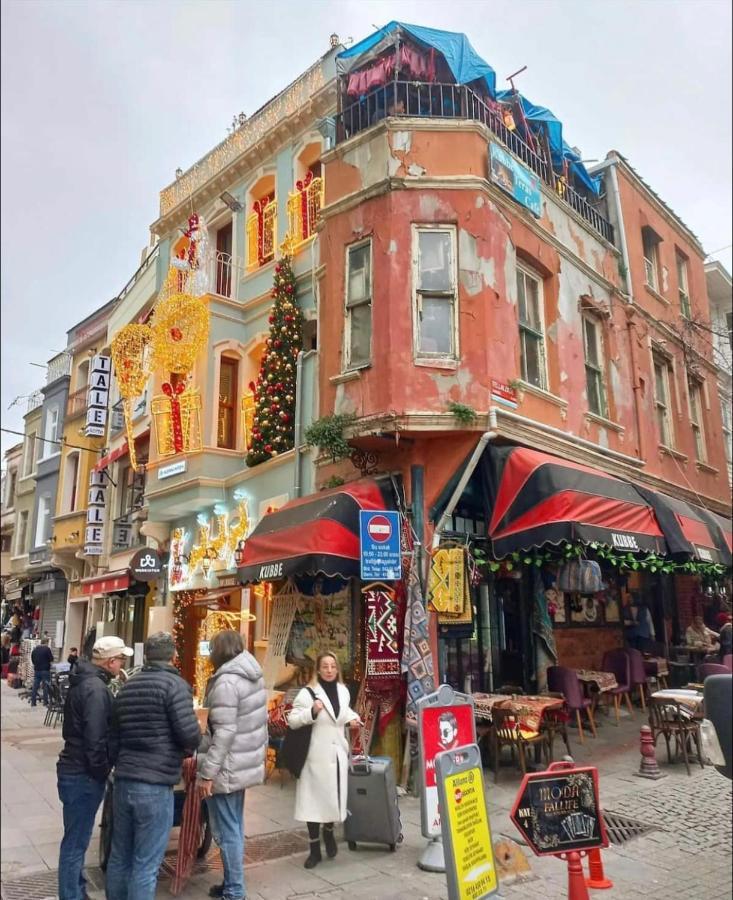 Nil Home's Istambul